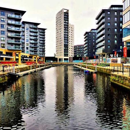Rooshaus Leeds Docks Apartamento Exterior foto