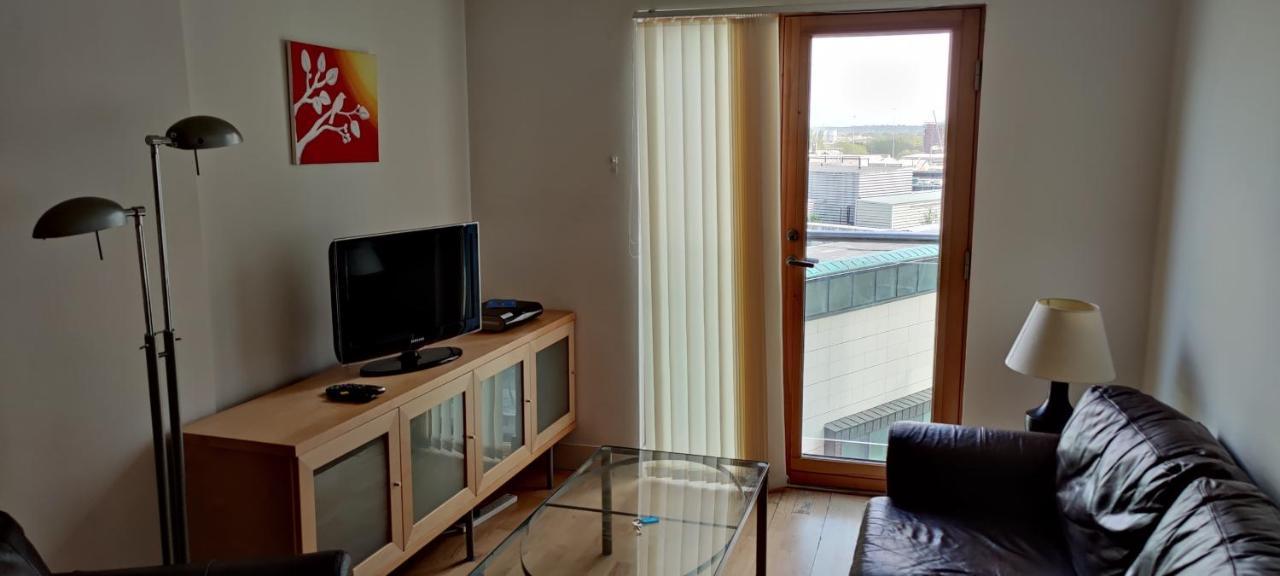 Rooshaus Leeds Docks Apartamento Exterior foto