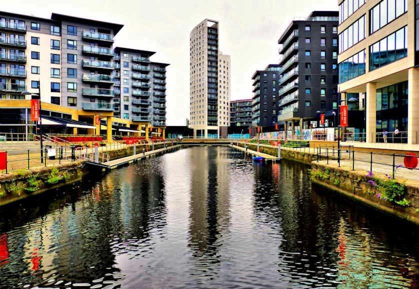 Rooshaus Leeds Docks Apartamento Exterior foto